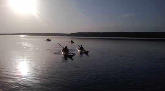 ottamatta. Yhdistyksellä on vuosittain kaksi varsinaista kokousta, kevät- ja syyskokous.