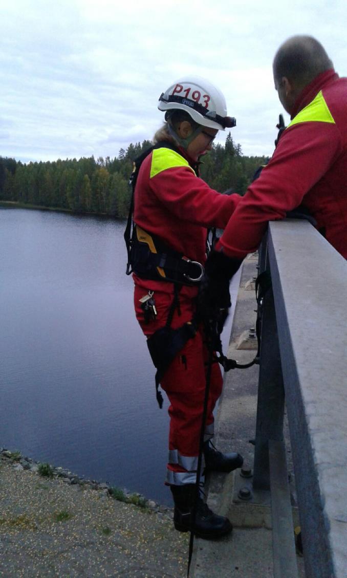 Hankkeen tavoite Tuottaa tietoa uudenlaisten ensihoidon ja pelastustoimen toimintamallien vaikutuksista henkilöstön työhyvinvointiin