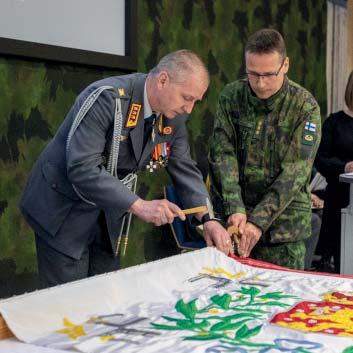 Juhlaesitelmän aiheena oli mielenkiintoinen historiakatsaus Karjalan prikaatin lipun historiaan. Esitelmöitsijänä oli majuri (evp) Jyri Korhonen.