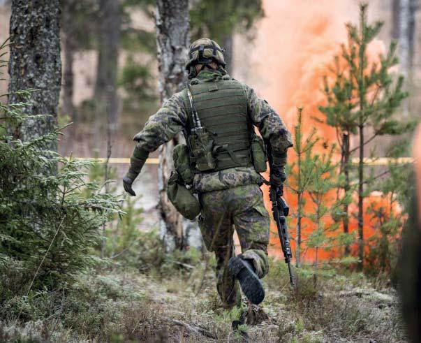 ten koulutuksenkin osalta. Valmiusyksikkömme (VYKS) on ottanut osaa Reserviupseerikoulun yhteistoimintaharjoituksiin.