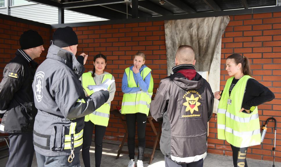 liikkuminen Pelastustoimen rooli Keskusteleva kumppani Osallistava kasvattaja