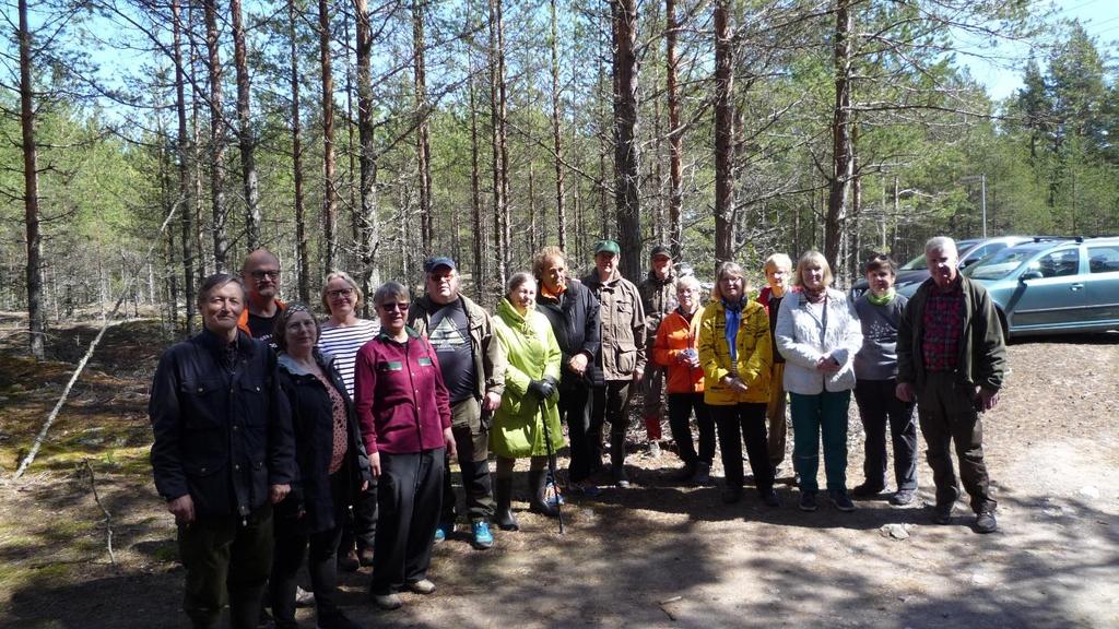 8 Kansallispuistojen Ystäväyhdistysten vuositapaamisen osallistujat yhteiskuvassa