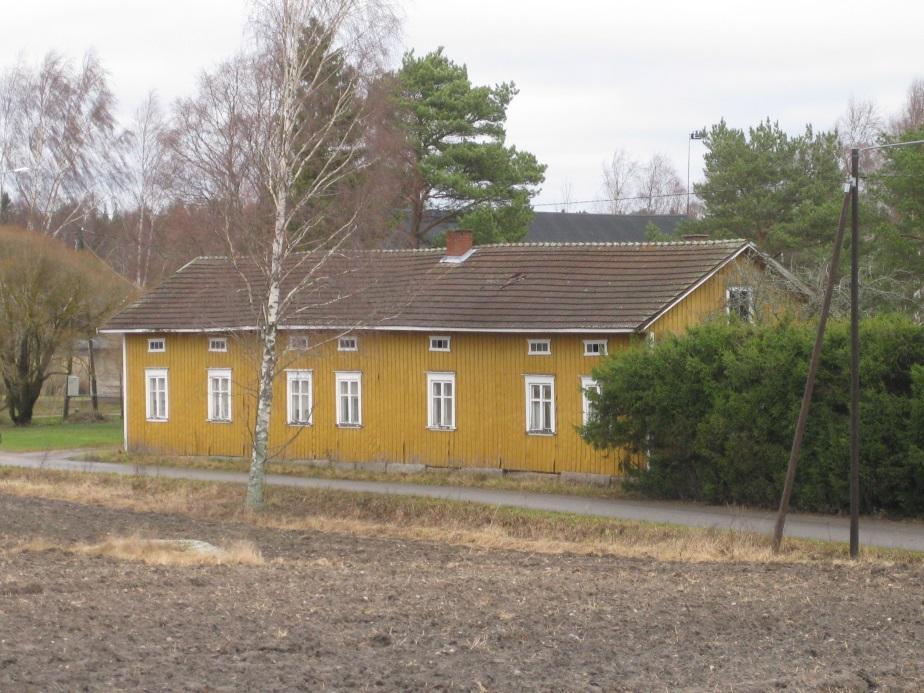 UUSIKARTANO 684-420-1-681 Kivirannantie 12, Kortela Luokka B: Lievemmin suojeltava kohde. 1860-luvulla syntynyt maatila Kortelan historiallisella kylätontilla.