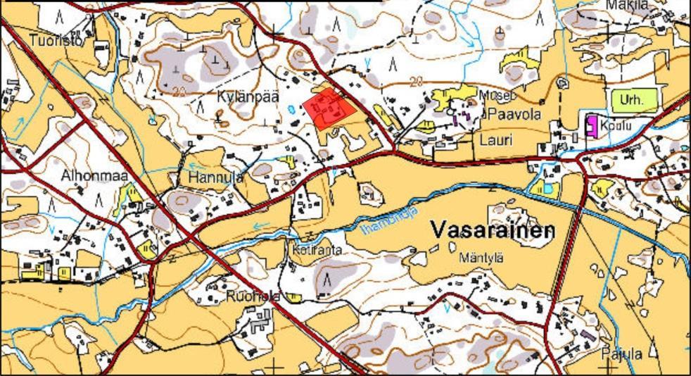 Pihapiiri käsittää kaksi hirsirunkoista asuinrakennusta, joista varsinaista päärakennusta on laajennettu 1960- luvulla, mutta tämä ei riko eheää kokonaisuutta.