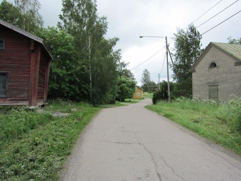 puolestaan maakunnallisesti merkittäväksi määritelty 1900-luvun alun huvila-alue.