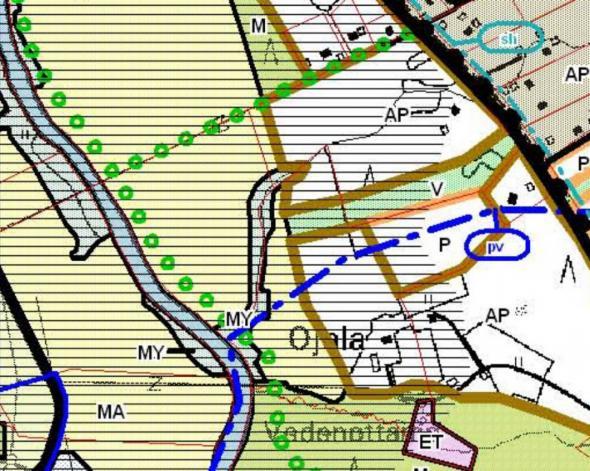 väliin on osoitettu virkistysaluetta (V). Mustijoen rantavyöhyke on osoitettu maisemallisesti arvokkaaksi peltoalueeksi (MA).