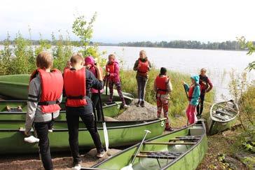 Säänmukaiset ulkoiluvaatteet ja kengät. Ryhmäkoko: 8-15 henkilöä Ohjelman kesto ja hinta: 2h, 20 /henkilö, minimilaskutus 300 Iltaretki Tavoitteena on tarkkailla luontoa ja rauhoittua luonnossa.