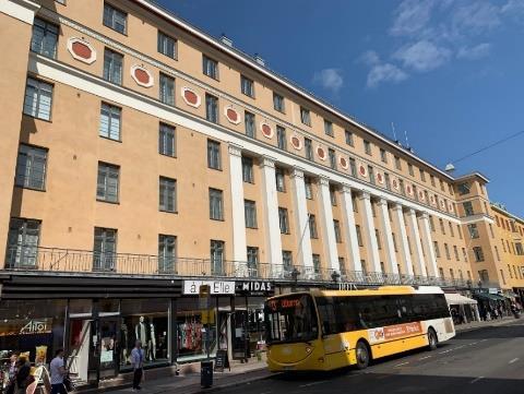 Bertel Jung (1872-1946), Valter Jung (1879-1946): 41, 42 41 Regina, 1928, Linnankatu 9 b 11 a