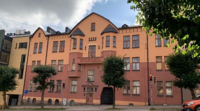 Frithiof Strandell (1865-1925): 43, 44 43 Albatross, 1910, Puolalanpuisto 4 Jugendlinnan