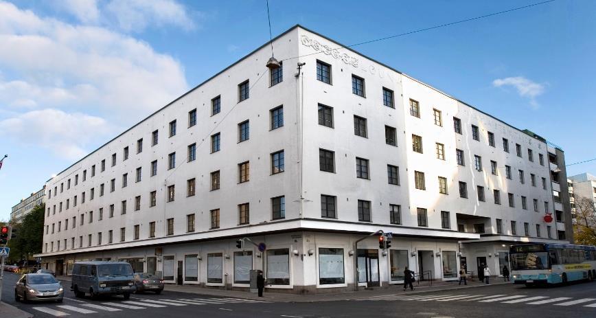 Helsingissä heikosti menestynyt nuori arkkitehti muutti Turkuun, kun hän voitti vuonna 1927 Lounais- Suomen Maalaistentalosta järjestetyn suunnittelukilpailun.