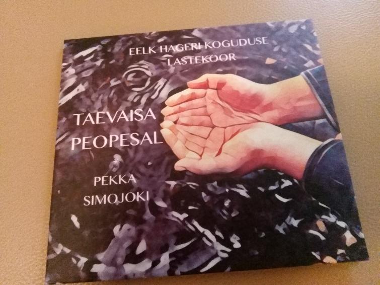 Uusi julkaistu levy "Taevaisa peopesal" Lähetyskeskuksen Nuoret Englantiin projektin kautta lähti kesän lopulla Englantiin kaksi uutta virolaista nuorta vuoden työharjoitteluun Anglikaanisen kirkon