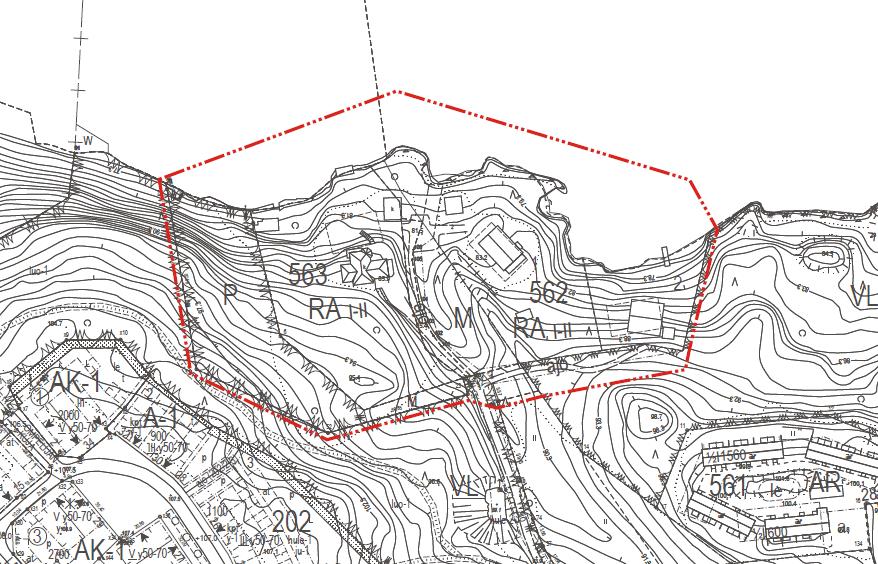 1 JOHDANTO Pirkkalan kunnassa on vireillä Niemenmaan asemakaavan muutos nro 253. Alue sijaitsee Pyhäjärven etelärannalla ja se käsittää kolme lomarakennuspaikkaa sekä metsäaluetta.