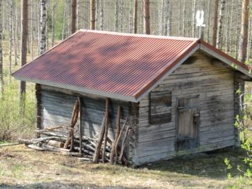 ja pihapiiri Aittarakennus