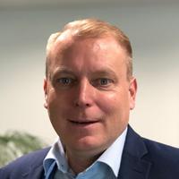 Rautakauppa Rautakauppa on suuressa murroksessa. Ihmiset eivät osta rautakaupasta enää pelkkiä vasaroita ja nauloja, vaan ideoita, inspiraatiota ja ratkaisuja.