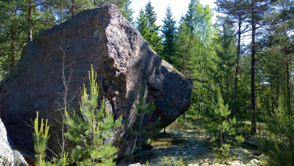 Maasto kohoaa Kalasataman alueella korkeimmillaan noin 25 m mpy korkeudelle, Pyölintalolla noin 20 m mpy korkeudelle ja Klamilan entisellä koululla noin 10 m mpy korkeudelle.