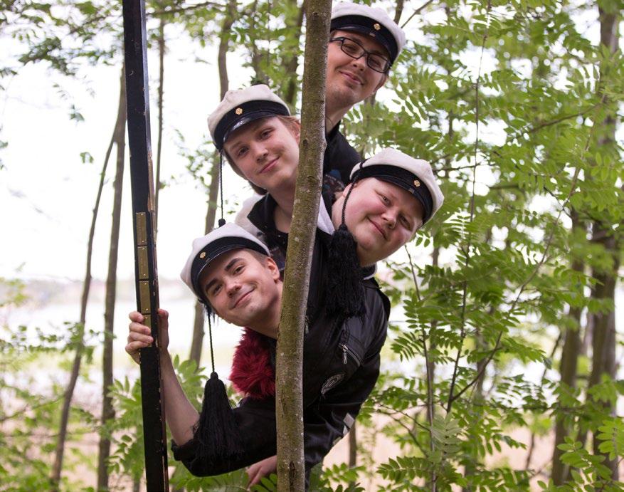 Fuksit, kuten sinä, kuuluvat automaattisesti fuksit19-listalle. Tulet saamaan fuksikapteenilta viikoittain ajankohtaisia asioita käsittelevän sähköpostin.