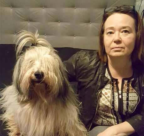 Merja Varjotie, hallituksen sihteeri Olen kahden teinin, kahden koiran ja yhden kanin huushollia Espoossa pyörittävä työssäkäyvä keski-ikäinen naisihminen. Kotona on yksi PON, 7 vuotias Pepe.
