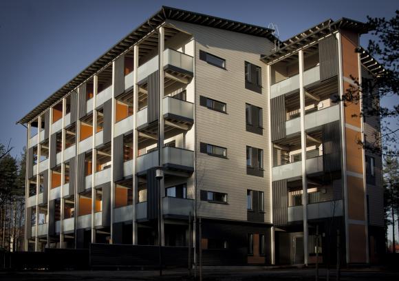 ASUNTO OY HEINOLAN PUUMERA Sijainti: Jauhokalliontie 2, 19110 Vierumäki Alueen / rakennuksen käyttötarkoitus: Asuinkerrostalo Kerrosala-neliömetrit: 1 915 k-m² Asuntojen lukumäärä: 27 Rakennukset: