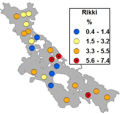 Erityisesti uraani on rikastunut järven matalahkolle keskialueelle veden kulkureitille, mikä osittain liittynee voimakkaaseen raudan saostumiseen sedimentteihin.