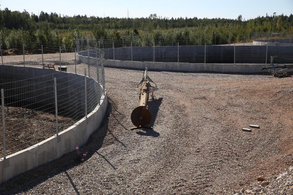Se on ketterä ja terhakka kone. Tämä Euro-Bullin kurottaja on järeämpi, AgriFarmer 32,6 -malli, Marcus Teir kertoo.