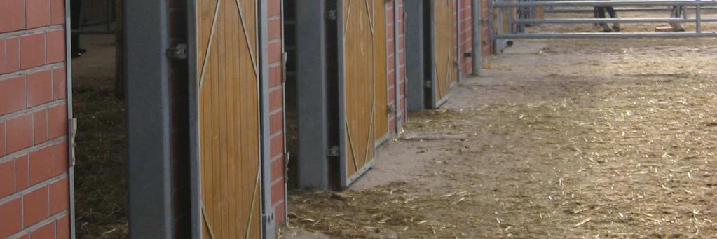 30, 23795 Gross Rönnau Stable Behnk on 8 hehtaarin kokoinen tila, jossa tallitoiminta on aloitettu vuonna 2000.