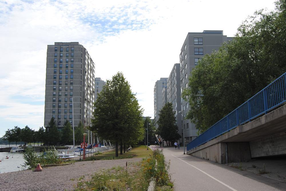 Helsinki, Merihaka Merihaka edustaa 1960 1970 -lukujen kaupunkisuunnittelua.