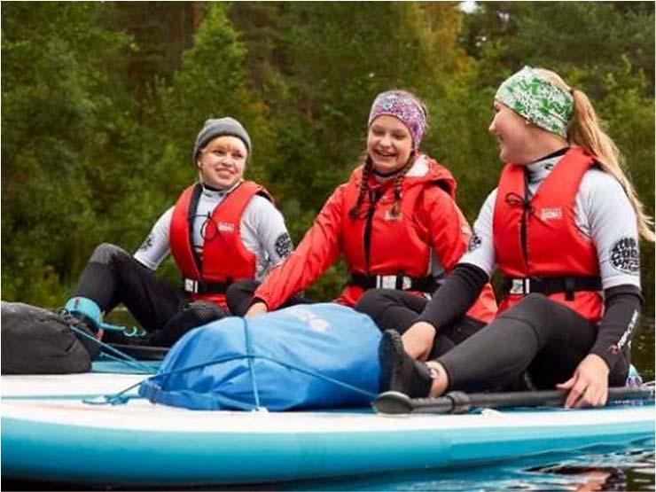 Monien mahdollisuuksien kansallispuisto En nationalpark med många möjligheter Alueella järjestetään