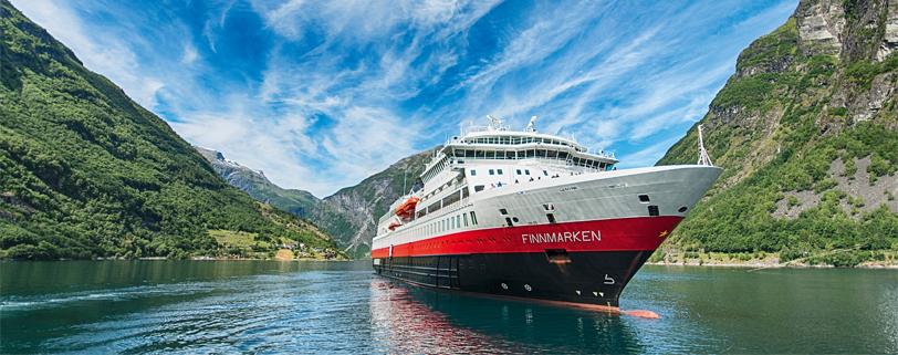 HURTIGRUTEN-RISTEILY ETELÄSTÄ POHJOISEEN 30.7.-6.8., 21.-29.