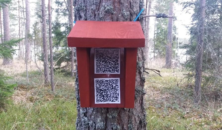 Evon alueelta. Liitteen 1 kartta on rakennettu maastotietokannan pohjalta. Liitteen 2 karttaan on hyödynnetty peruskarttarasteria.