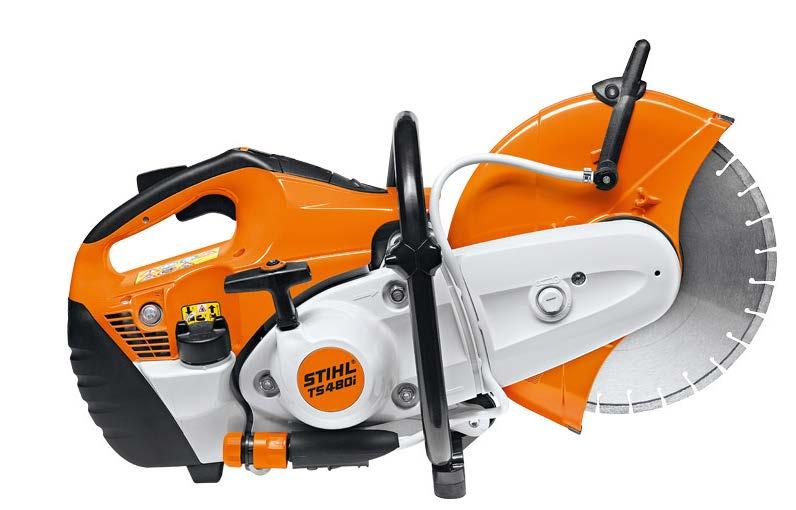 11 KUVA 6. Stihl TS480i Sahojen viikoittainen huolto on käytöstä riippuen helppo tehdä. Tarkistetaan öljyt ja puhdistetaan tai, tarpeen mukaan, vaihdetaan ilmansuodatin.