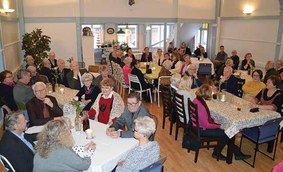 Riihimäen Punainen talo oli erinomainen iltamapaikka Raakel Henttonen Antrean Talvi-iltamista on vuosien, vuosikymmenten mittaan kasvanut odotettu talvinen tapahtuma.