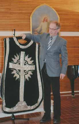 Hän toimi liturgina messussa, ehtoollisavustajina toimivat Irma Kalke ja Pertti Ruponen. Antrealaisjuurinen Ulla Kuisma piti messussa saarnan, jossa hän pureutui Hyvän Paimenen sunnuntain tekstiin.