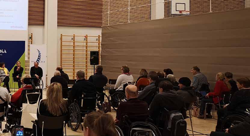 Paneelikeskustelussa kantaa ottivat Antti Dahlberg (LL, asiantuntija), Jari Arokoski (fysiatrian professori, osastoylilääkäri HUS), Anna-Maija Kauppila (LT fysiatrian erikoislääkäri, Vs ylilääkäri