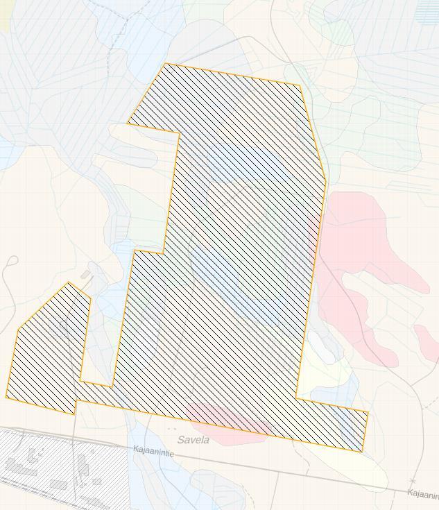 4 syvyydessä, mutta koekuoppien läheisyydessä oli myös avokalliota. Kuvassa 2 on esitetty tehdasalueen yleispiirteinen rajaus GTK:n maaperäkartan päällä.
