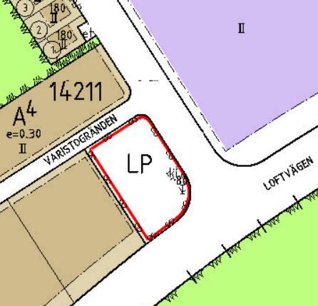 UTGÅNGSPUNKTERNA Läge: Varistovägen 2. Dagsläget: Parkeringsområde, pizzeria, trädlinjer. I generalplan (2007) småhusområde. I detaljplan (1988) område för allmän parkering.