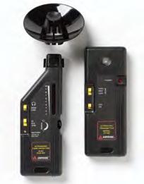 1x käyttöopas LM-120 Digitaalinen valotehoimittari Kuten LM-110, mutta: Automaattinen ja manuaalinen asteikon valinta Minimi- ja maksimilukeman pitotoiminto (min/max) Automaattinen sammutus