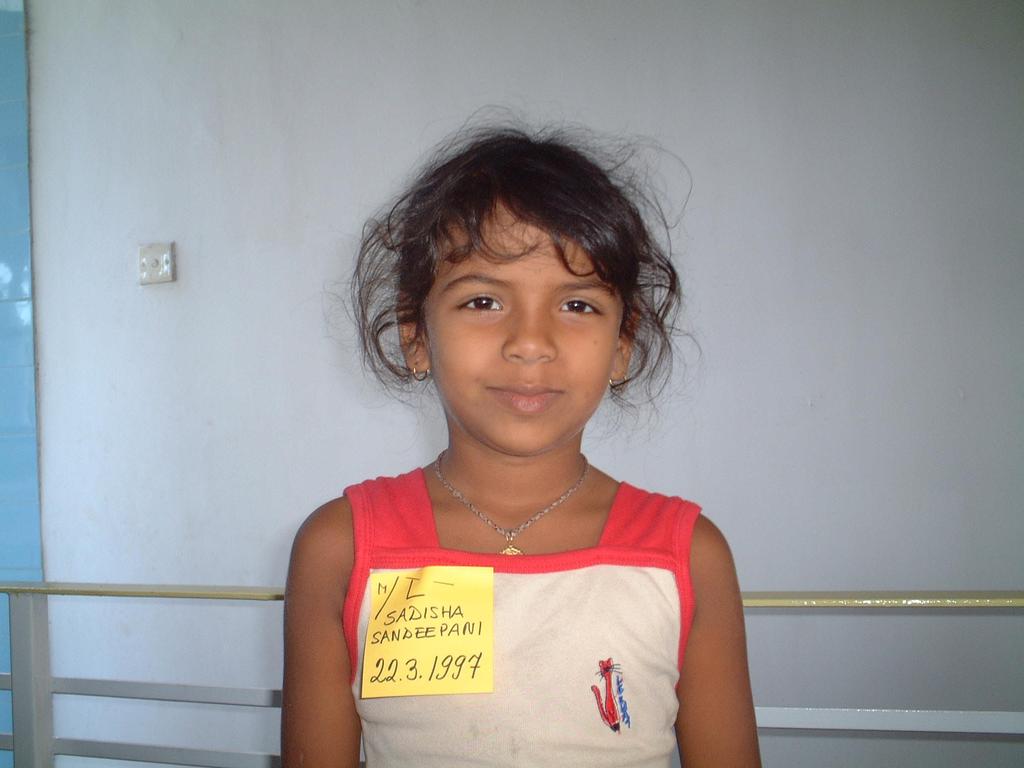 Projektin alku, Sadisha
