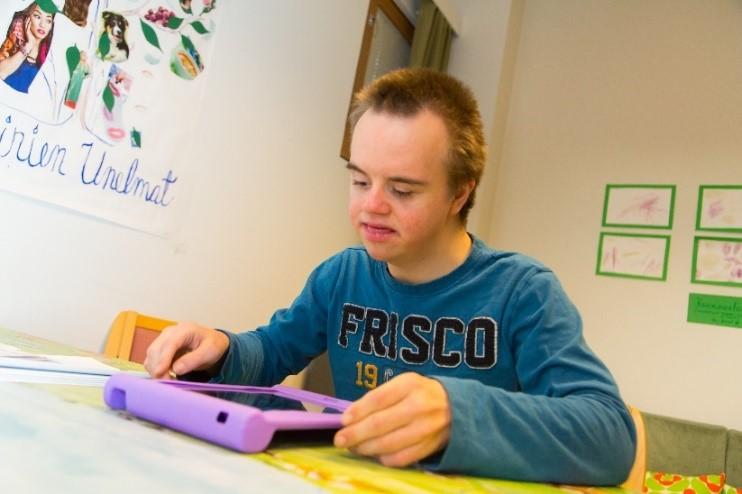 Eteva huomenna ja tulevaisuutta
