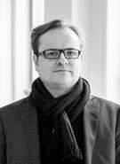 Arkkitehdin ajatuksia Asunto Oy orin Tiimanninluoto sijoittuu orin kaupungin taajama-alueen itäiselle laidalle, Koivistonluodon kaupunginosaan noin neljän kilometrin etäisyydelle kaupungin