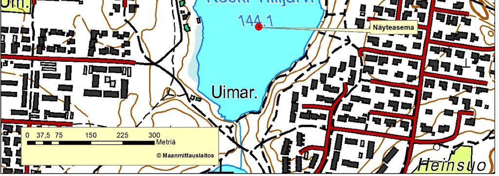 Sekä tuotantokauden 219 klorofyllituloksen että päällysveden kokonaisfosforipitoisuuden perusteella Keski-Tiilijärvi oli karun ja keskirehevän rajamailla kuten aiempinakin vuosina (Kuvat 12 ja 13).