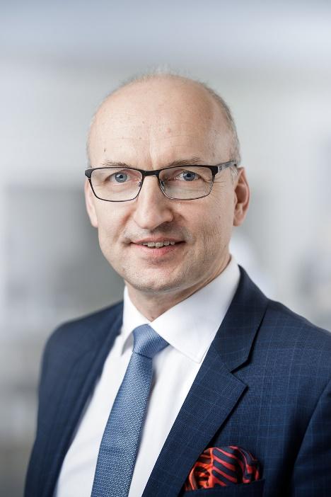 johtotason tehtäviä, Atlas Copco, 1997 2016 Eeva Sipilä talous- ja rahoitusjohtaja Syntynyt: 1973