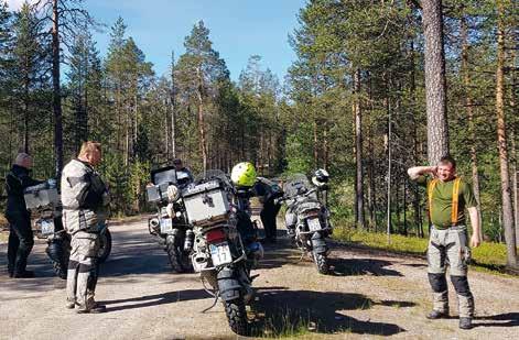 Hossasta jatkoimme Piston metsäautotietä länteen läpi uuden kansallispuiston. Tie ja maisemat sillä 15 km pätkällä ovat mitä parhaimmat.