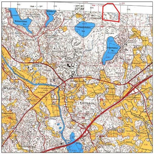 Nykyisin päärakennuksesta ja aiemmin kolmesta asuin- ja piharakennuksesta koostuva Tasby gård edustaa 1930-50 -luvun talonpoikaisarkkitehtuuria (kuvat 14-15).