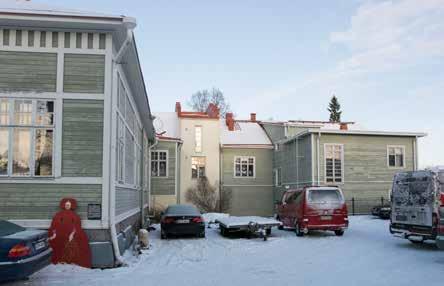 julkisivu sisäpihalle.