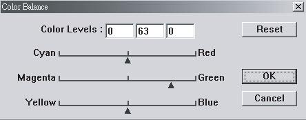 5. Väritasapainon käyttäminen Colour Balance (Väritasapaino) -säädöllä voit optimoida kuvan värien laadun.