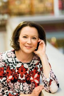 TEEMA / LAHJOITUKSET Asioiden arvo ei synny niiden kestosta tai määrästä, vaan siitä, kuinka ne yksittäisinä hetkinä, kokemuksina, kirjoituksina tai merkityksinä meitä koskettavat.