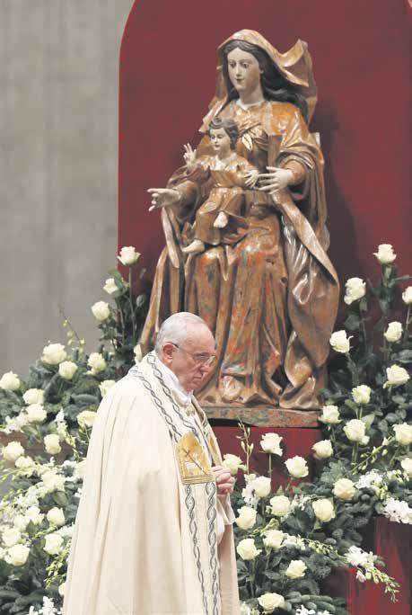 6 Pyhä isä FIDES 7 Paavi Franciscus: Minun sieluni ylistää Herran suuruutta Pyhän isä puhe Apostolisesta palatsista ennen Angelusta lauantaina 15.8.
