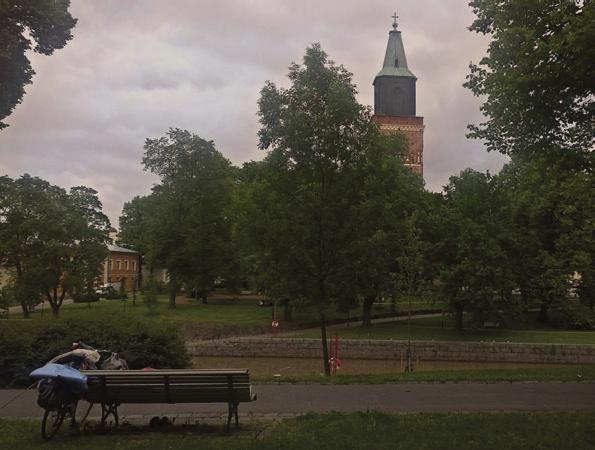 määrää on kuitenkin vaikea määritellä, ja edelleen esimerkiksi nuorten ja naisten osuus