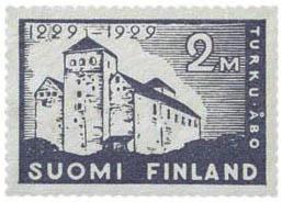 Esitelmä koski keskiajalla rakennettuja, vielä säilyneitä linnoja, elikkä Viipurin linna, Turun linna, Hämeen linna, Olavinlinna, Raaseporin linna ja Kastelholman linna, jotka sijaitsivat