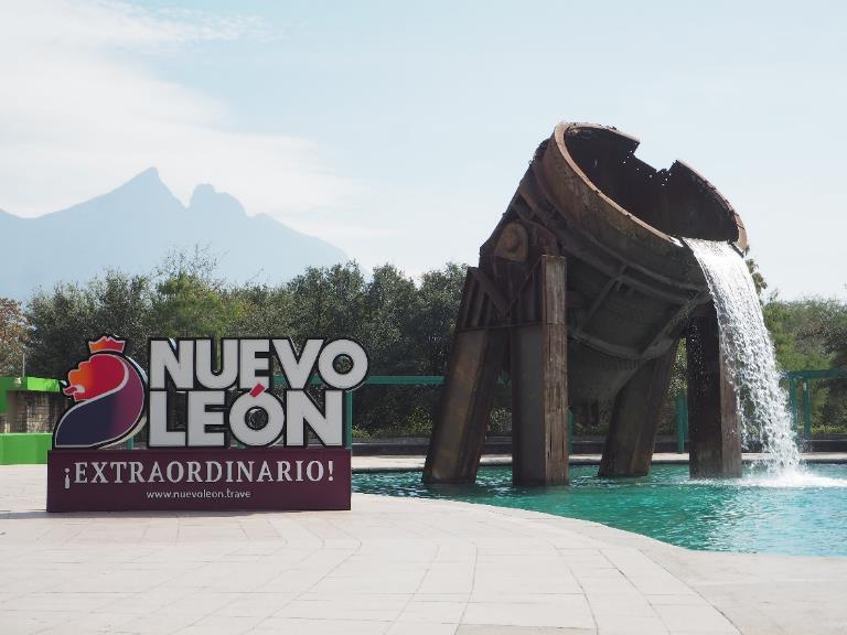 6 Aktiviteetit Monterreyssa Nähtävyydet Kuva 8. Park Fundidoran tunnetuin kuvauskohde. Monterrey on Nuevo Leon osavaltion pääkaupunki ja Meksikon kolmanneksi suurin kaupunki.